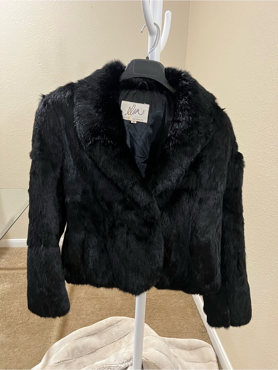 Elan Jackets & Blazers - Elan Black Faux Fur Teddy Jacket - Cropped Silhouette